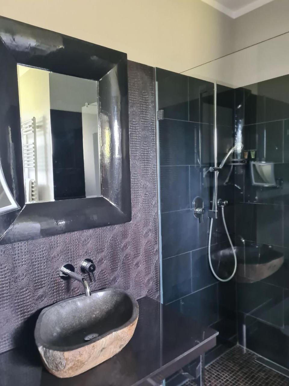Villahotel Rheinblick Cologne Exterior photo