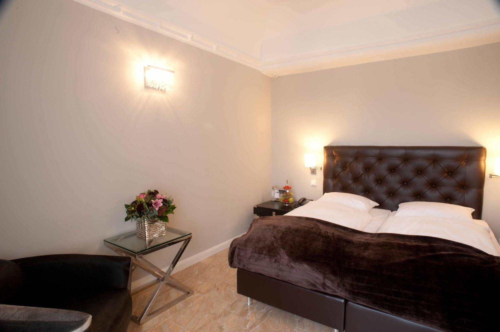 Villahotel Rheinblick Cologne Exterior photo